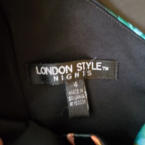 London Style Nights Abstract Cocktail Dress - Picture 2 of 10